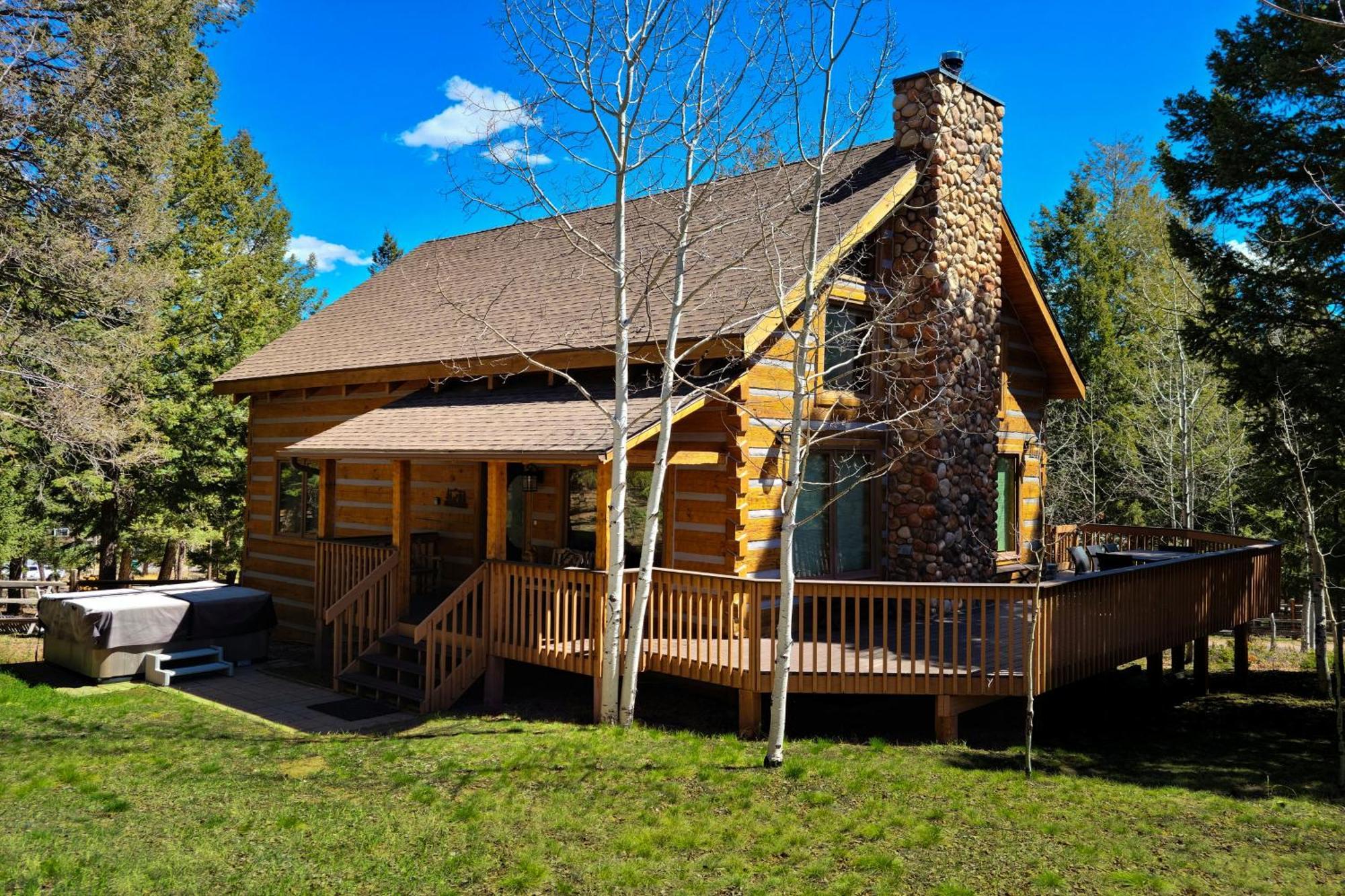 Vila Timber Wolf Woodland Park Exteriér fotografie