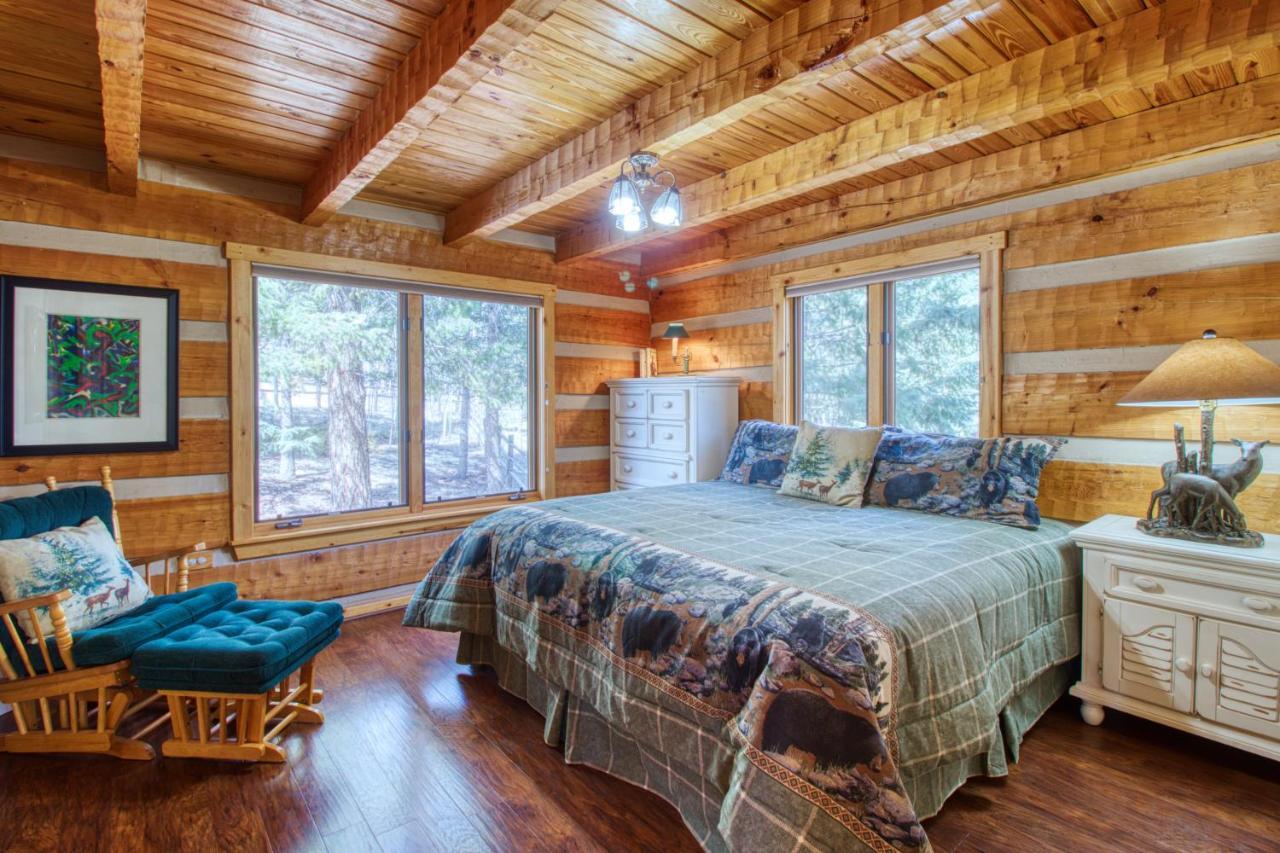 Vila Timber Wolf Woodland Park Exteriér fotografie